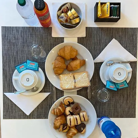 Couette-café The Garden 4*