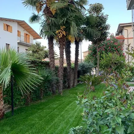 The Garden Couette-café 4*